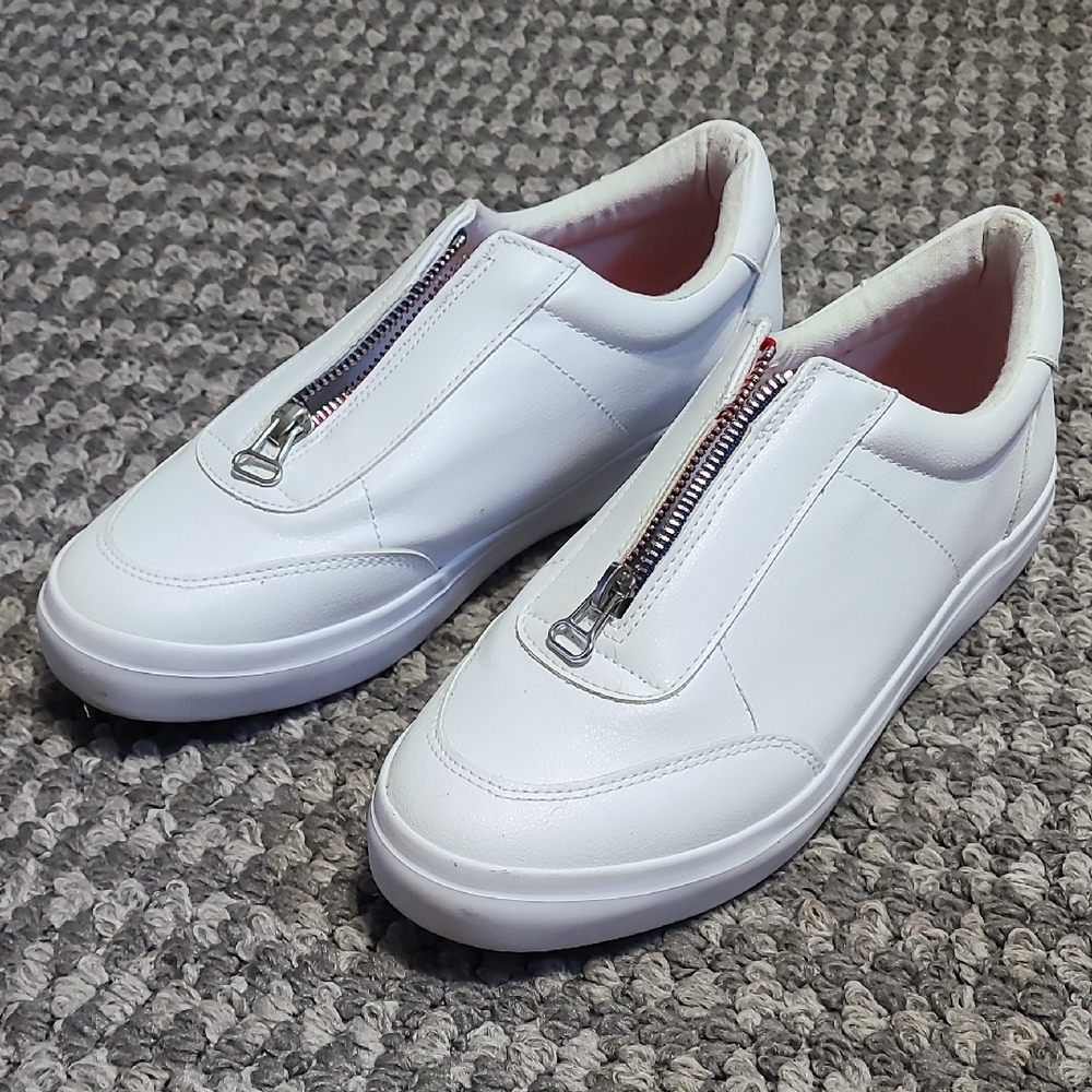 Nautica White and Red Sneakers Mariam‎ Zip On Shoes size 8 - Picture 2 of 12